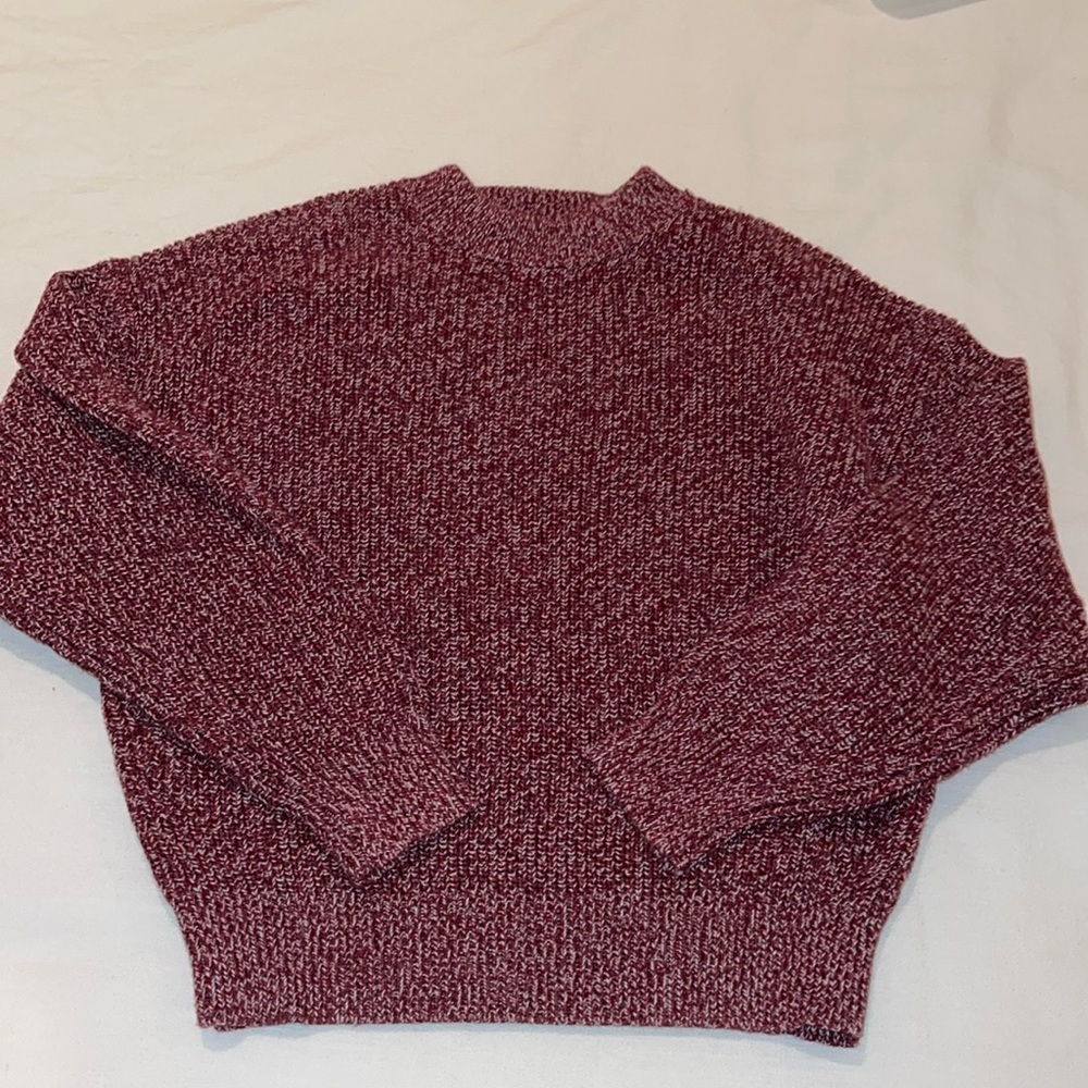 Uniqlo Red and White threaded thick sweater